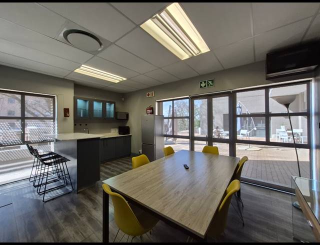 153M² OFFICE TO LET IN ILLOVO